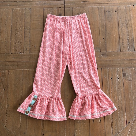 Shrimp and grits serendipity ruffle pants - Picture 1 of 5